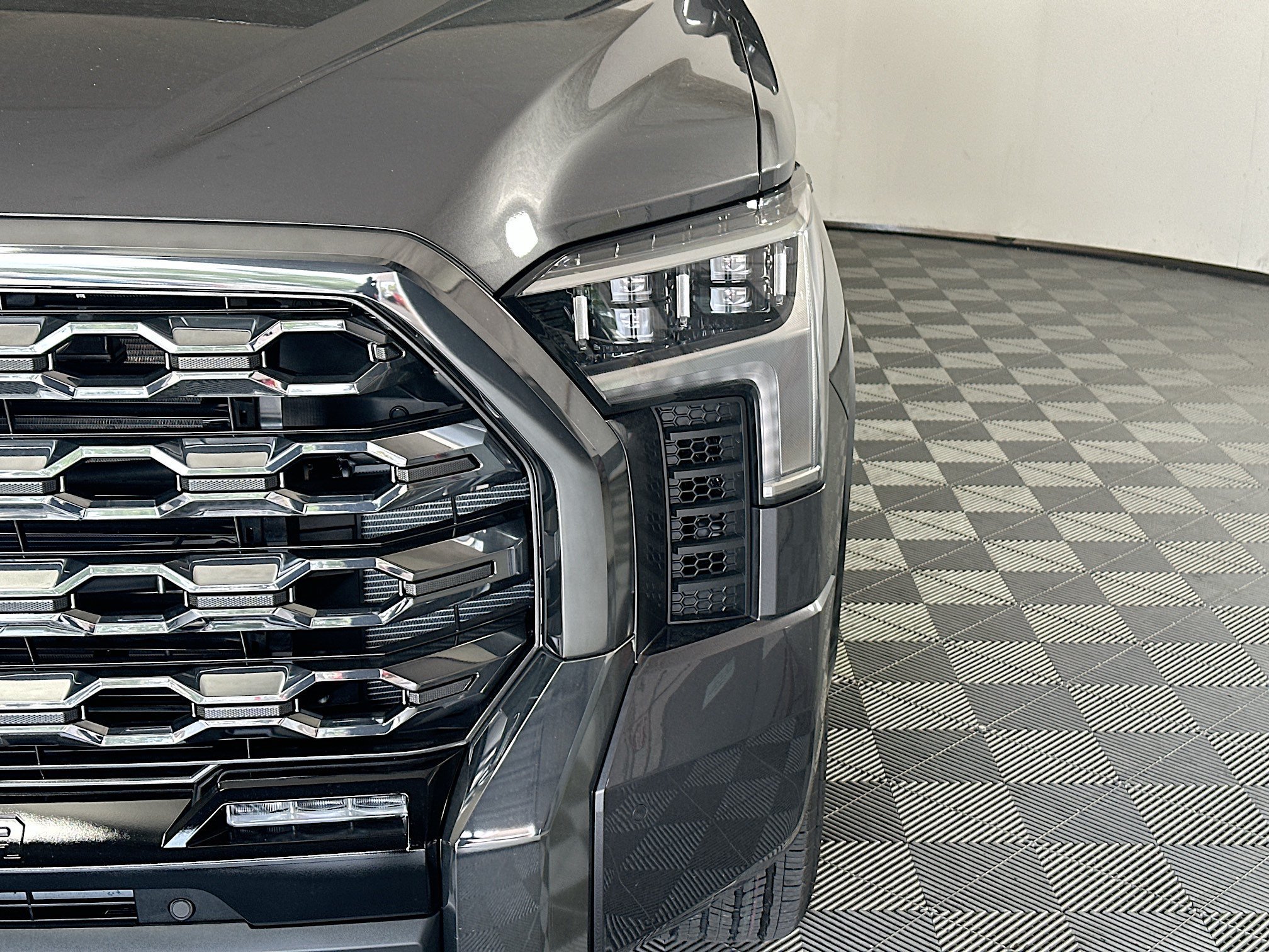 New 2026 Toyota Tundra Platinum AWD/4WD image 9