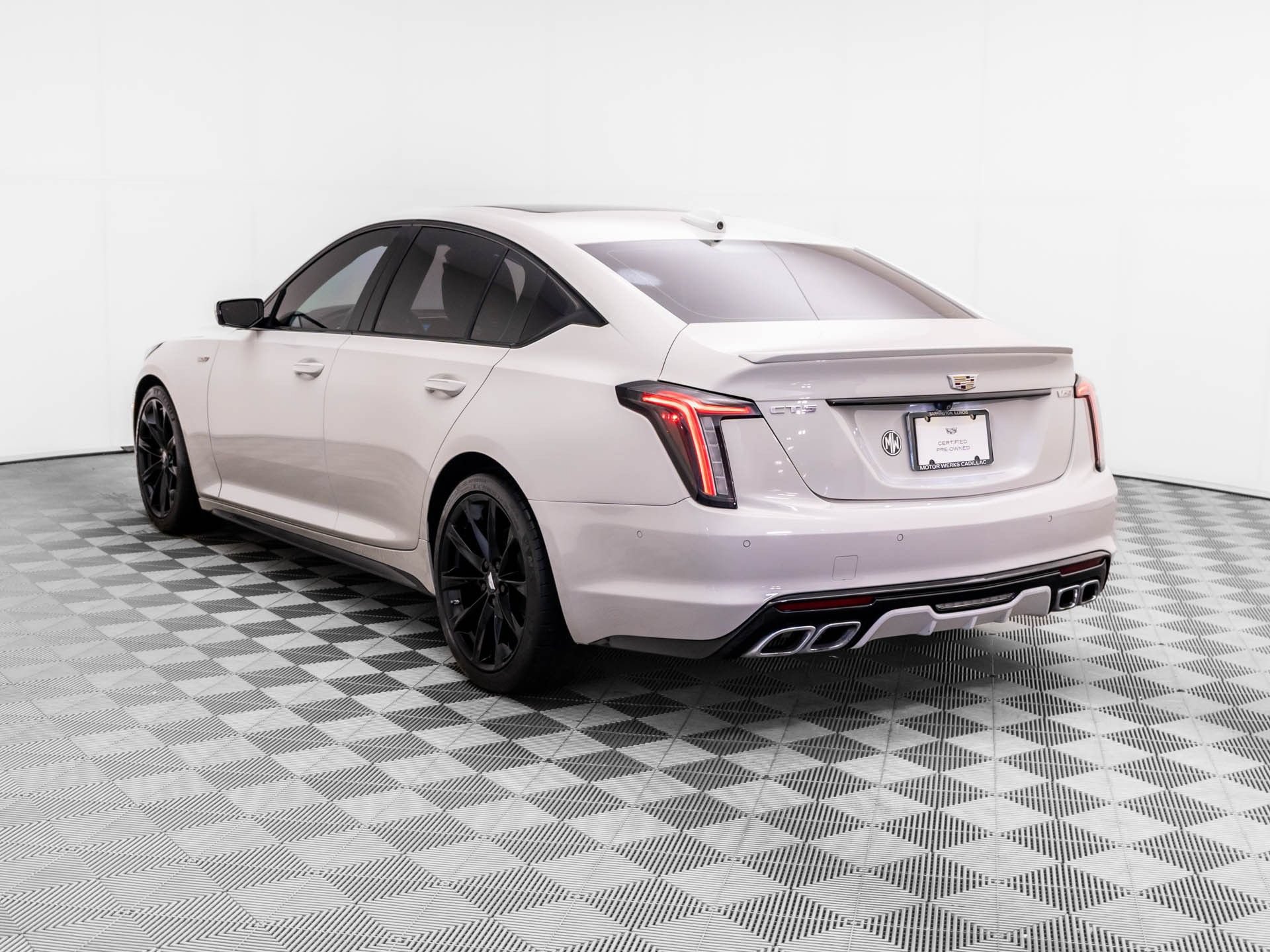 Certified 2023 Cadillac CT5 V w/ Platinum Package RWD image 3