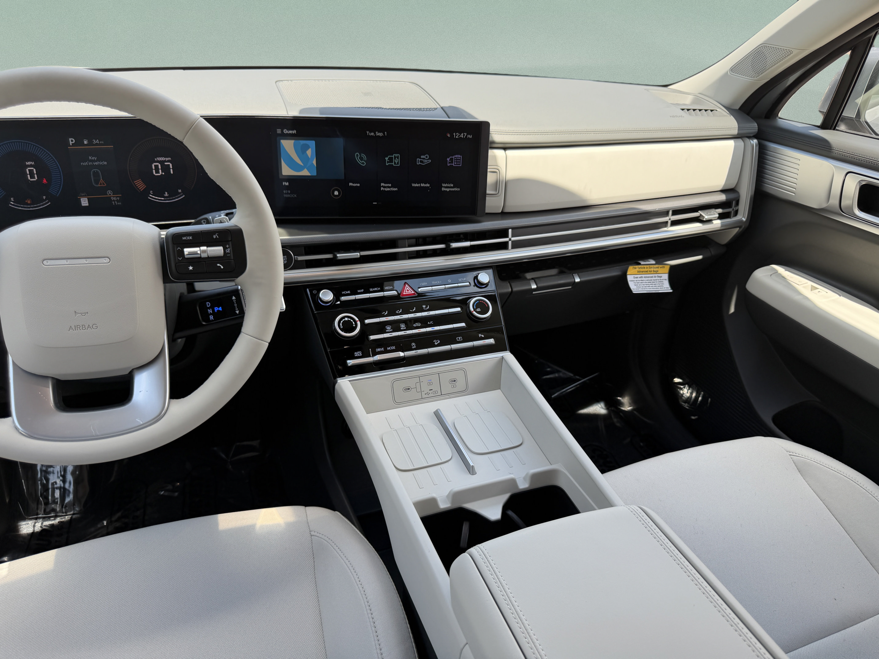 New 2027 Hyundai Santa Fe SE FWD image 18