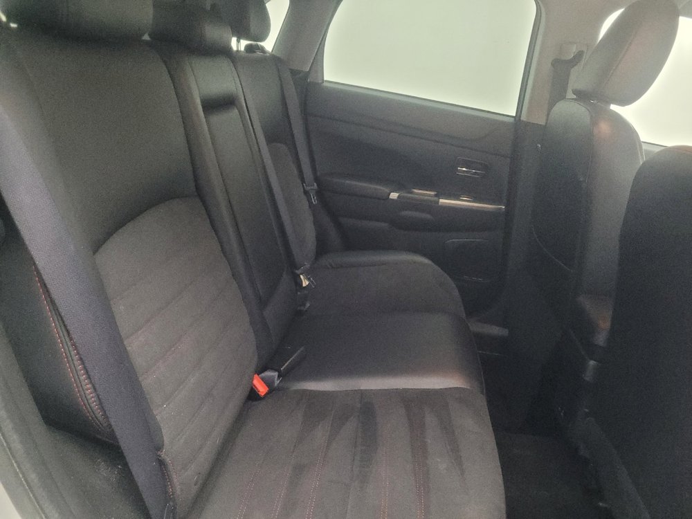 Used 2023 Mitsubishi Outlander Sport AWD image 19