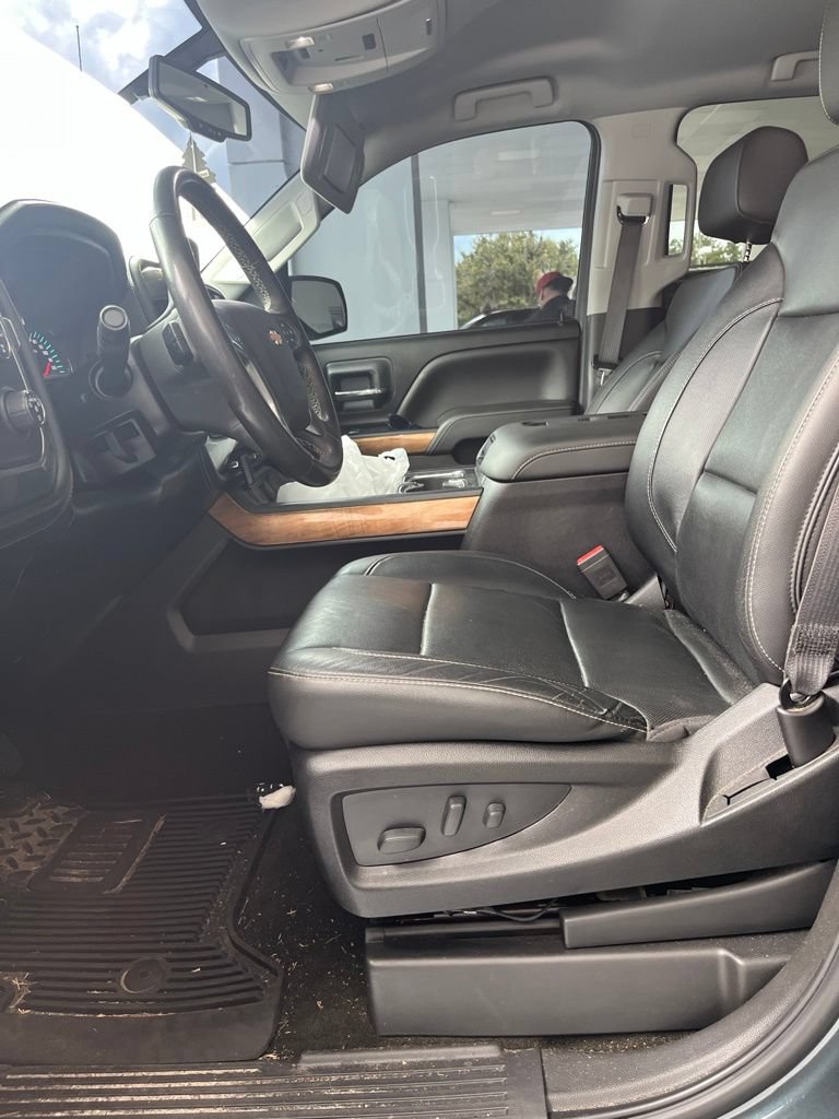 Used 2018 Chevrolet Silverado 1500 LTZ w/ Texas Edition AWD/4WD image 19