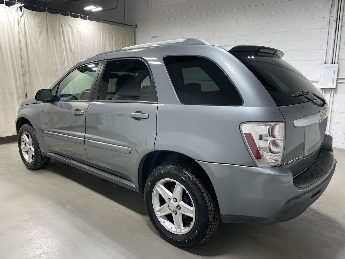 Used 2006 Chevrolet Equinox LT w/ LT Preferred Equipment Group AWD/4WD image 5