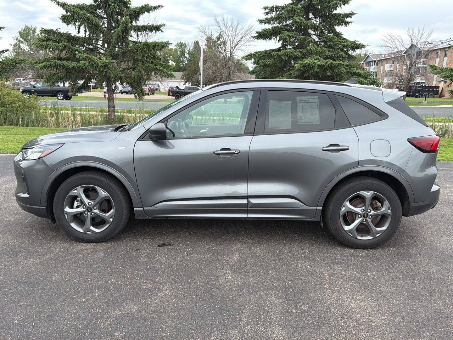 Used 2024 Ford Escape ST-Line AWD/4WD image 4