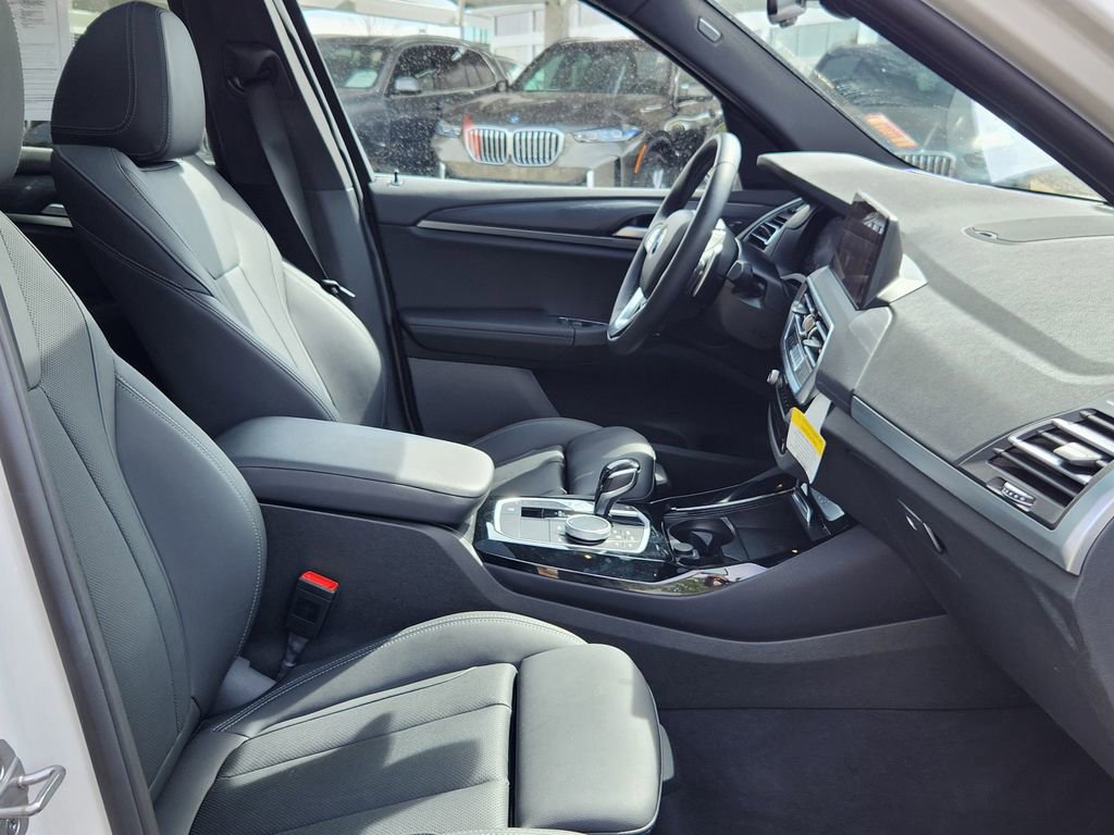 Used 2024 BMW X3 xDrive30i w/ Convenience Package w/ZPA image 16