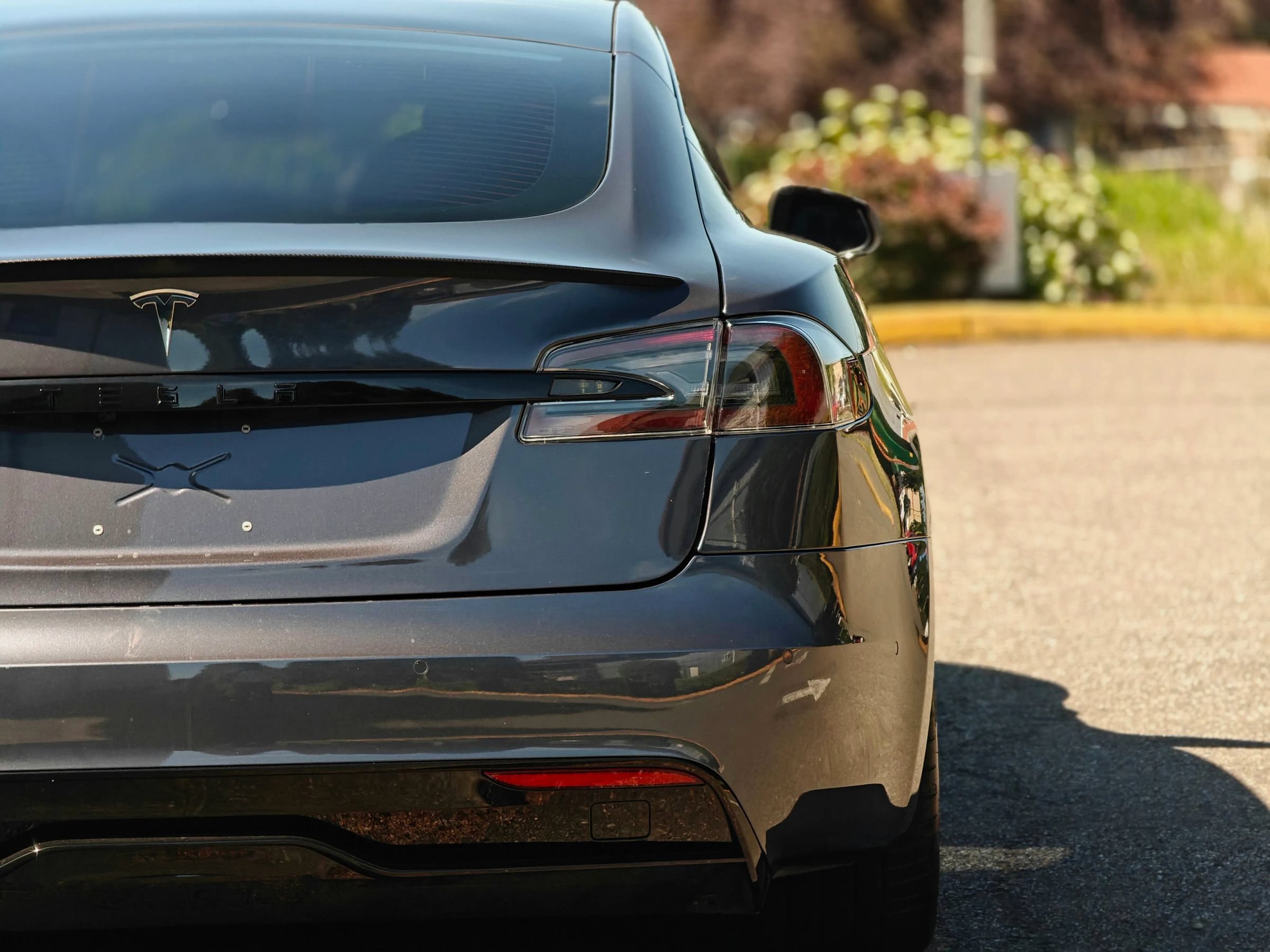 Used 2021 Tesla Model S Plaid AWD/4WD image 19