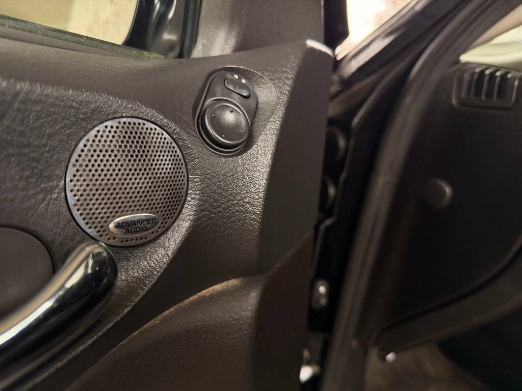 Used 2001 Saturn L-Series L200 FWD image 37