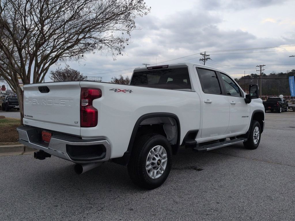 Used 2025 Chevrolet Silverado 2500 LT w/ Convenience Package image 8