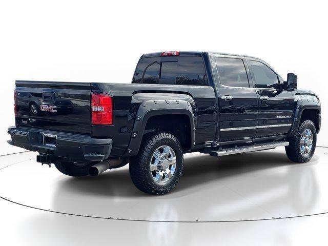 Used 2015 GMC Sierra 3500 Denali w/ Duramax Plus Package image 4
