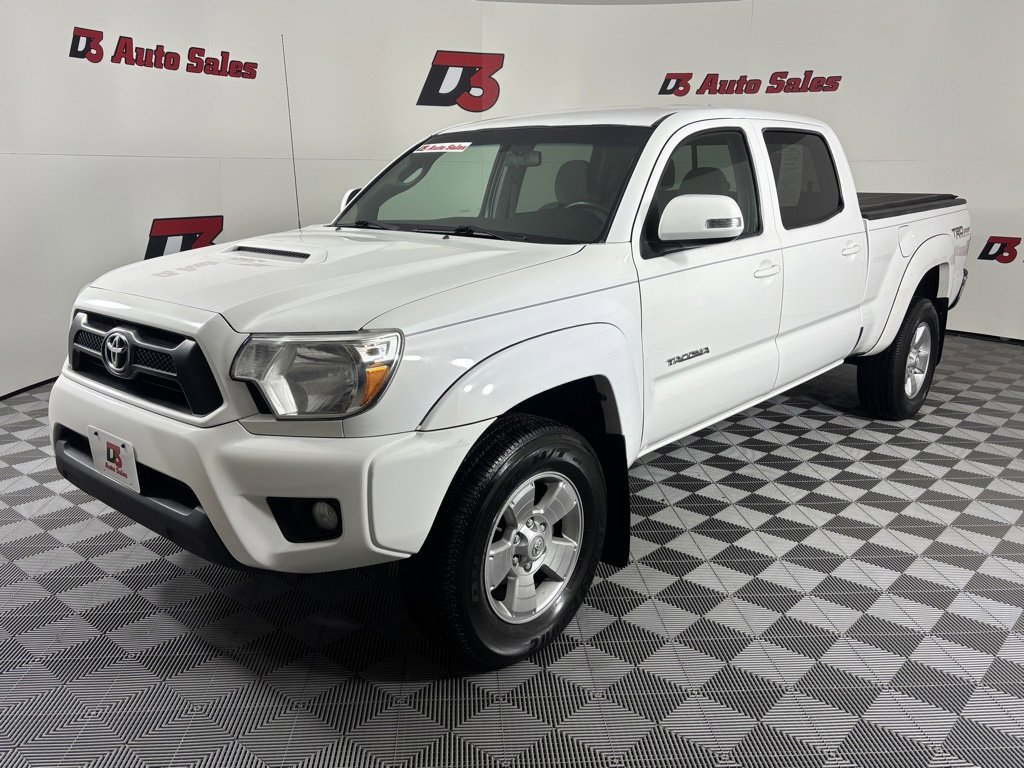 Used 2014 Toyota Tacoma 4x4 Double Cab image 2