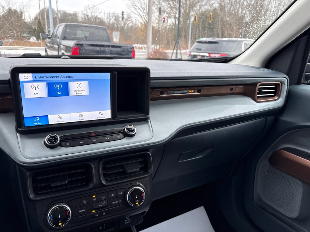 Used 2022 Ford Maverick Lariat w/ Equipment Group 500A Standard image 21