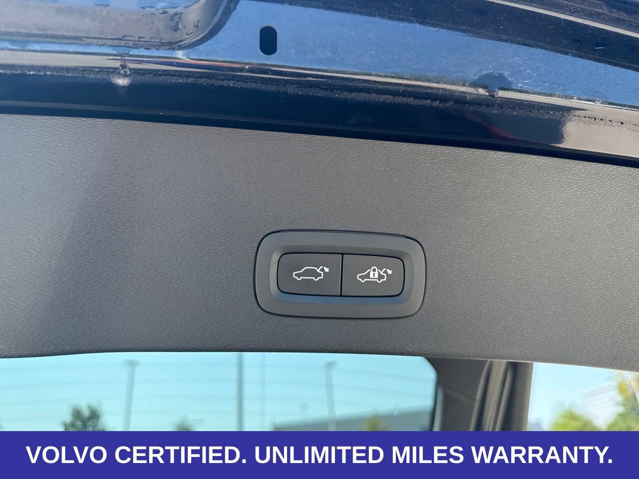Certified 2023 Volvo C40 Recharge Core AWD/4WD image 10