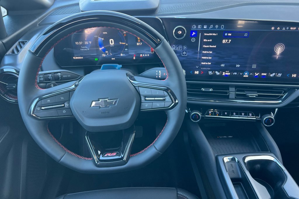 New 2026 Chevrolet Equinox EV RS image 11