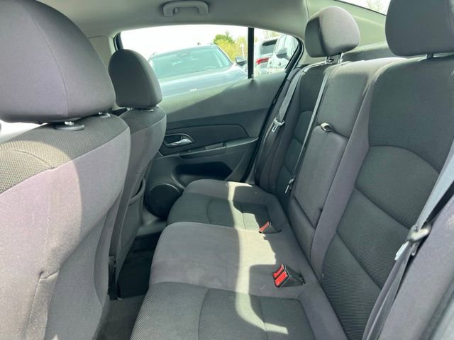Used 2014 Chevrolet Cruze LT FWD image 12