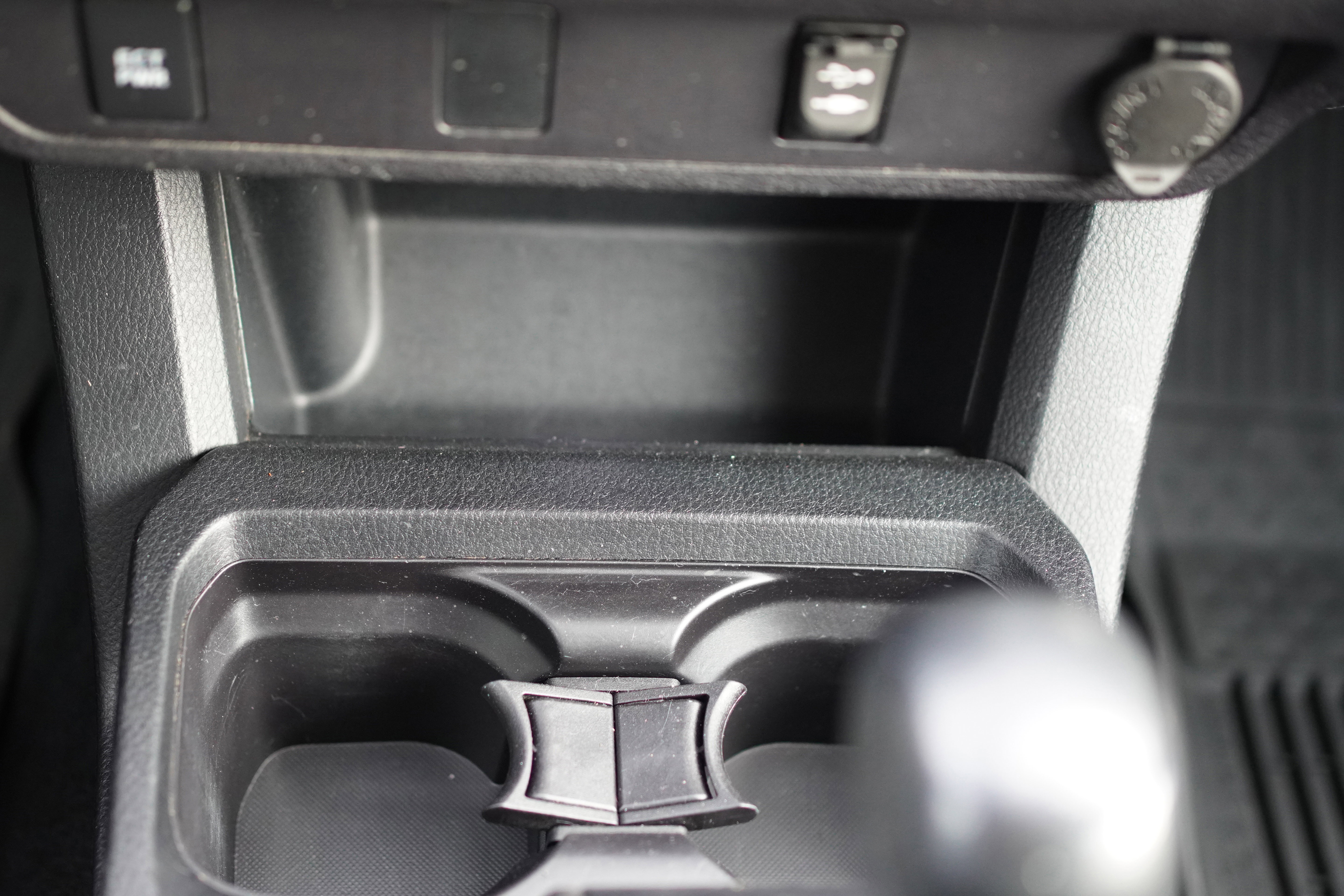 Used 2017 Toyota Tacoma SR5 image 39