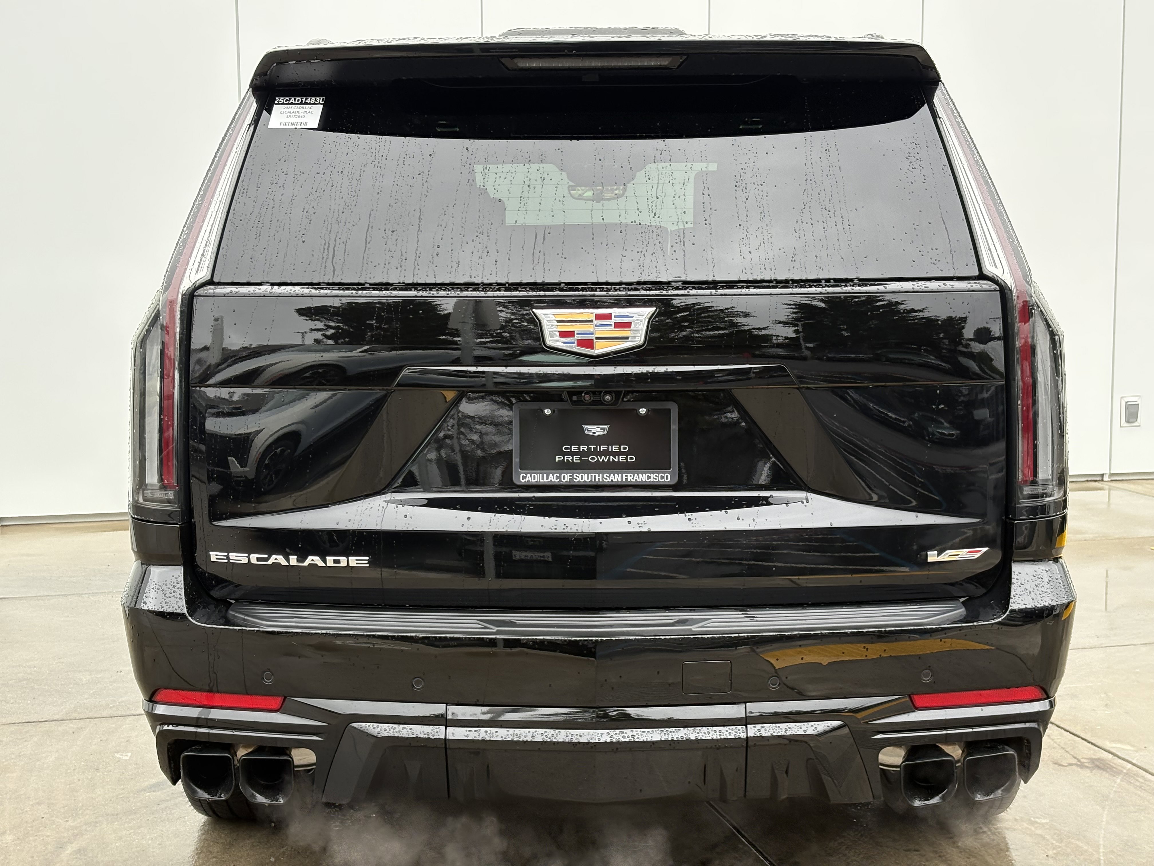 Used 2025 Cadillac Escalade V AWD/4WD image 8