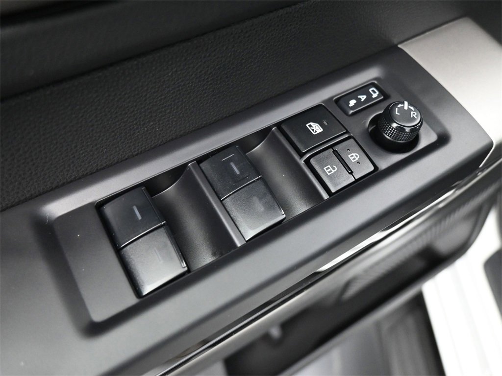 Used 2024 Toyota Tundra Limited image 4