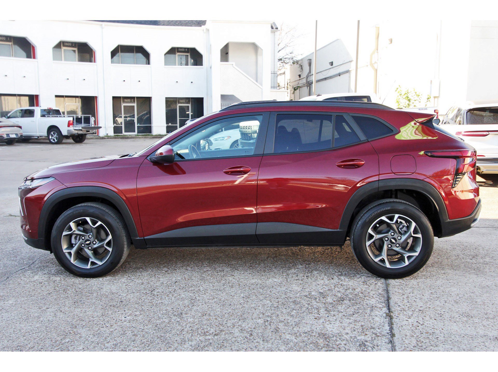 Used 2024 Chevrolet Trax LT w/ Driver Confidence Package image 4