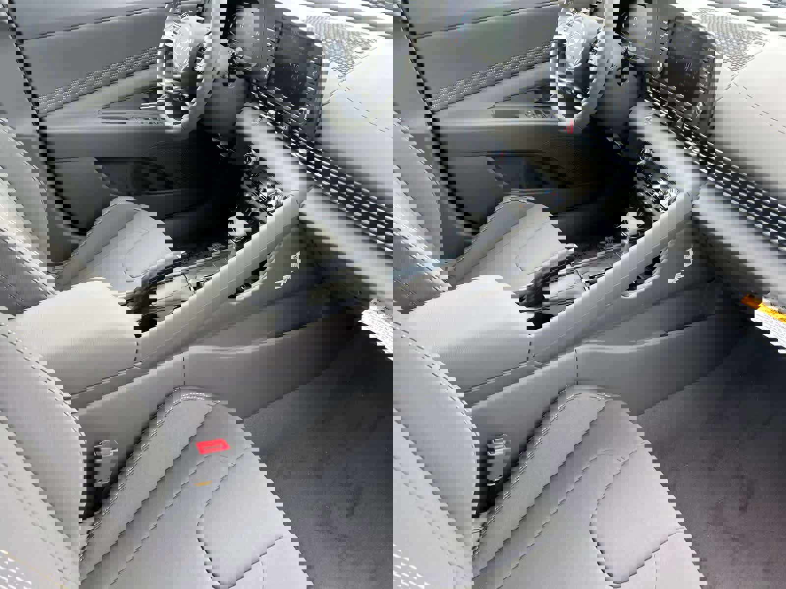 New 2025 Hyundai Elantra Sport image 16