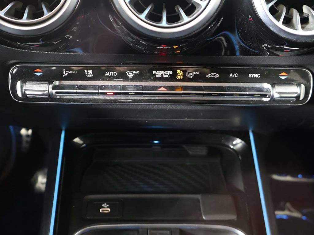 Used 2024 Mercedes-Benz GLA 250 4MATIC image 48