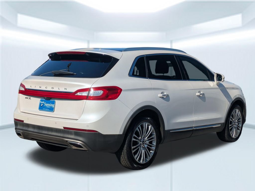 Used 2017 Lincoln MKX Reserve FWD image 5