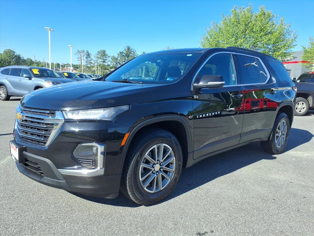 Used 2023 Chevrolet Traverse LT w/ Rear Camera Mirror Package AWD/4WD image 14