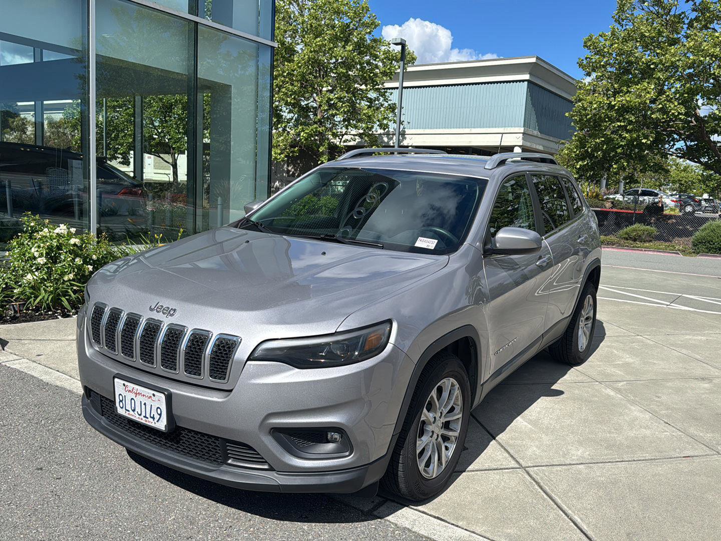 Used 2019 Jeep Cherokee Latitude w/ Popular Appearance Group
