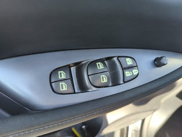 Certified 2023 Nissan Leaf S FWD image 30