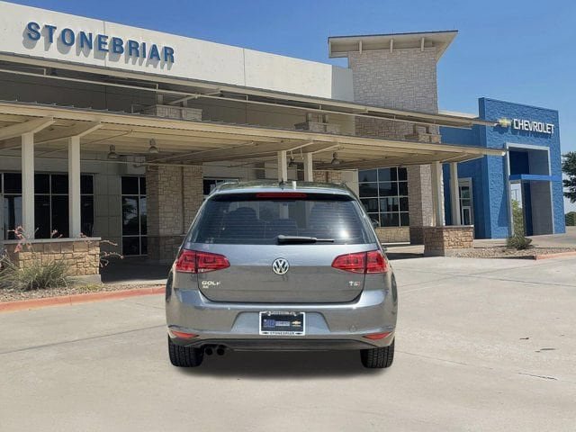 Used 2017 Volkswagen Golf SE FWD image 6