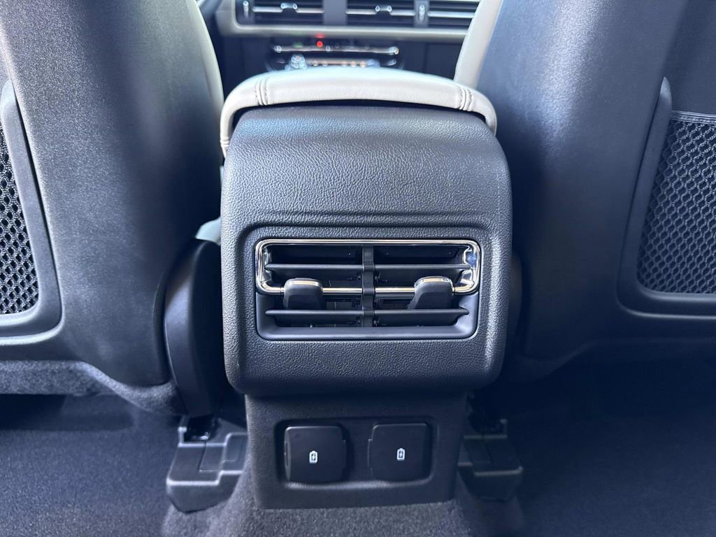 New 2026 Lincoln Corsair Premiere image 16