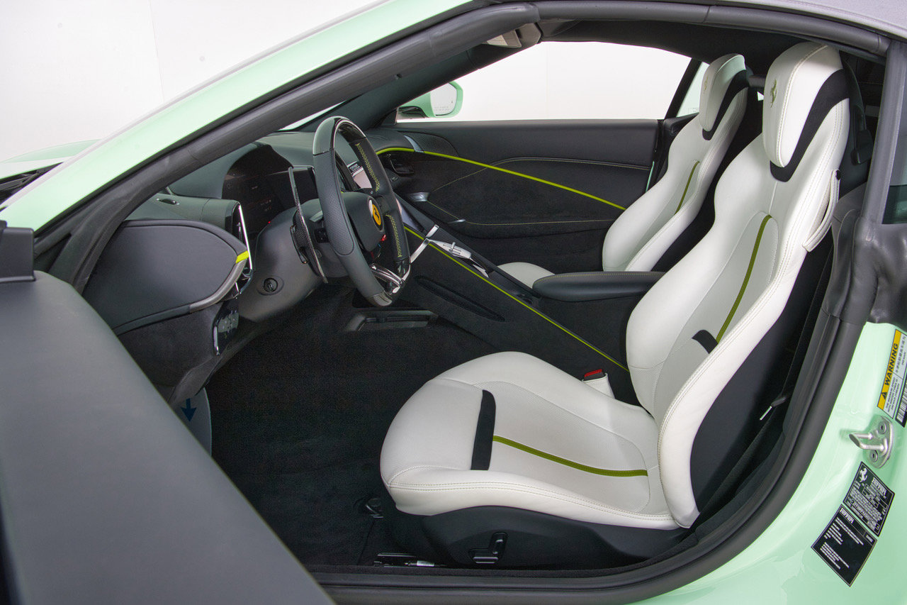 Certified 2025 Ferrari Roma Spider image 5