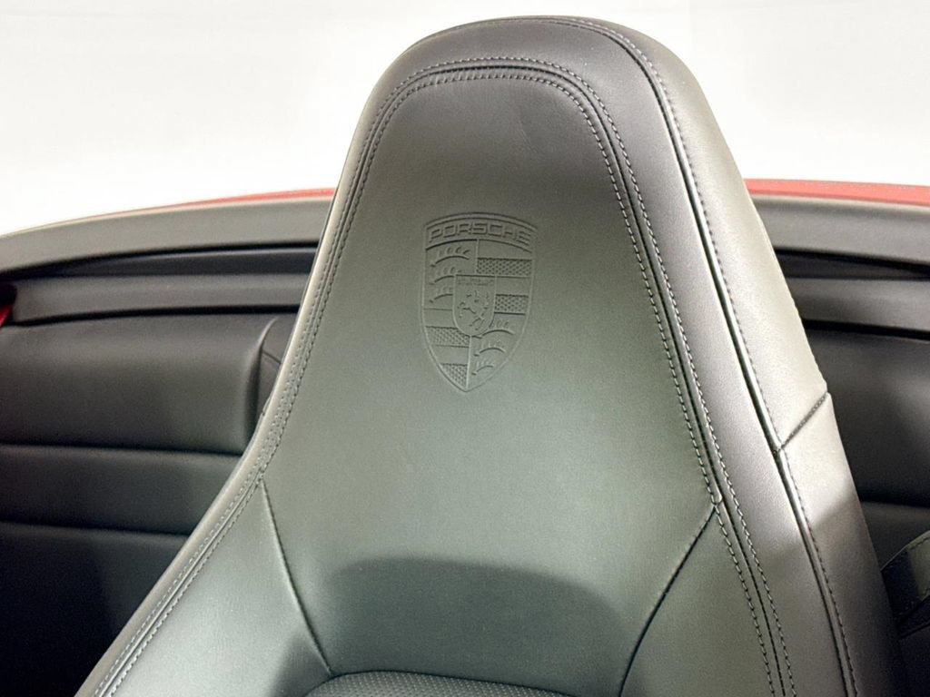 Certified 2025 Porsche 911 Carrera RWD image 26