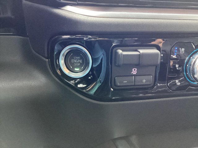 New 2025 GMC Sierra 2500 SLT w/ SLT Premium Package image 27