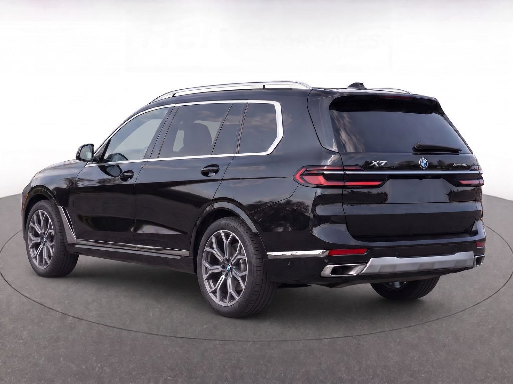 Certified 2024 BMW X7 xDrive40i w/ Executive Package AWD/4WD image 4