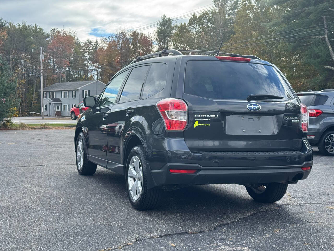 Used 2015 Subaru Forester 2.5i Premium w/ All-Weather Package image 3