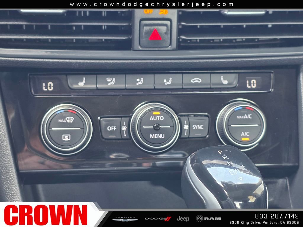 Used 2023 Volkswagen Jetta SEL FWD image 28