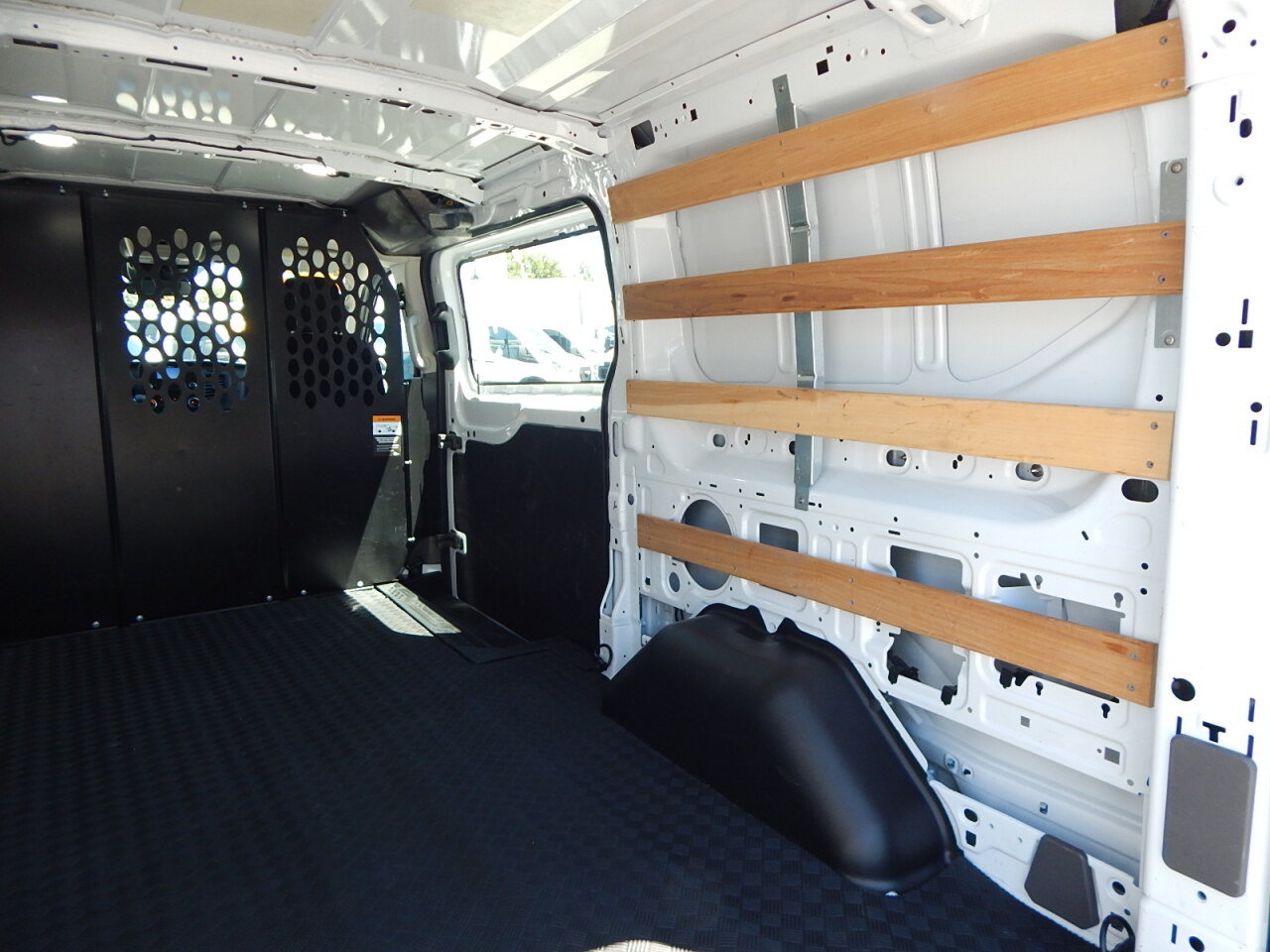 Used 2025 Ford Transit 250 Low Roof w/ Exterior Upgrade Package RWD image 14