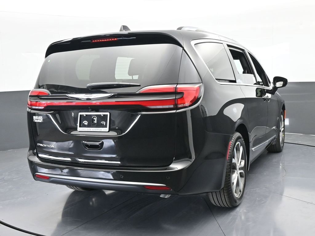 New 2026 Chrysler Pacifica Pinnacle image 5