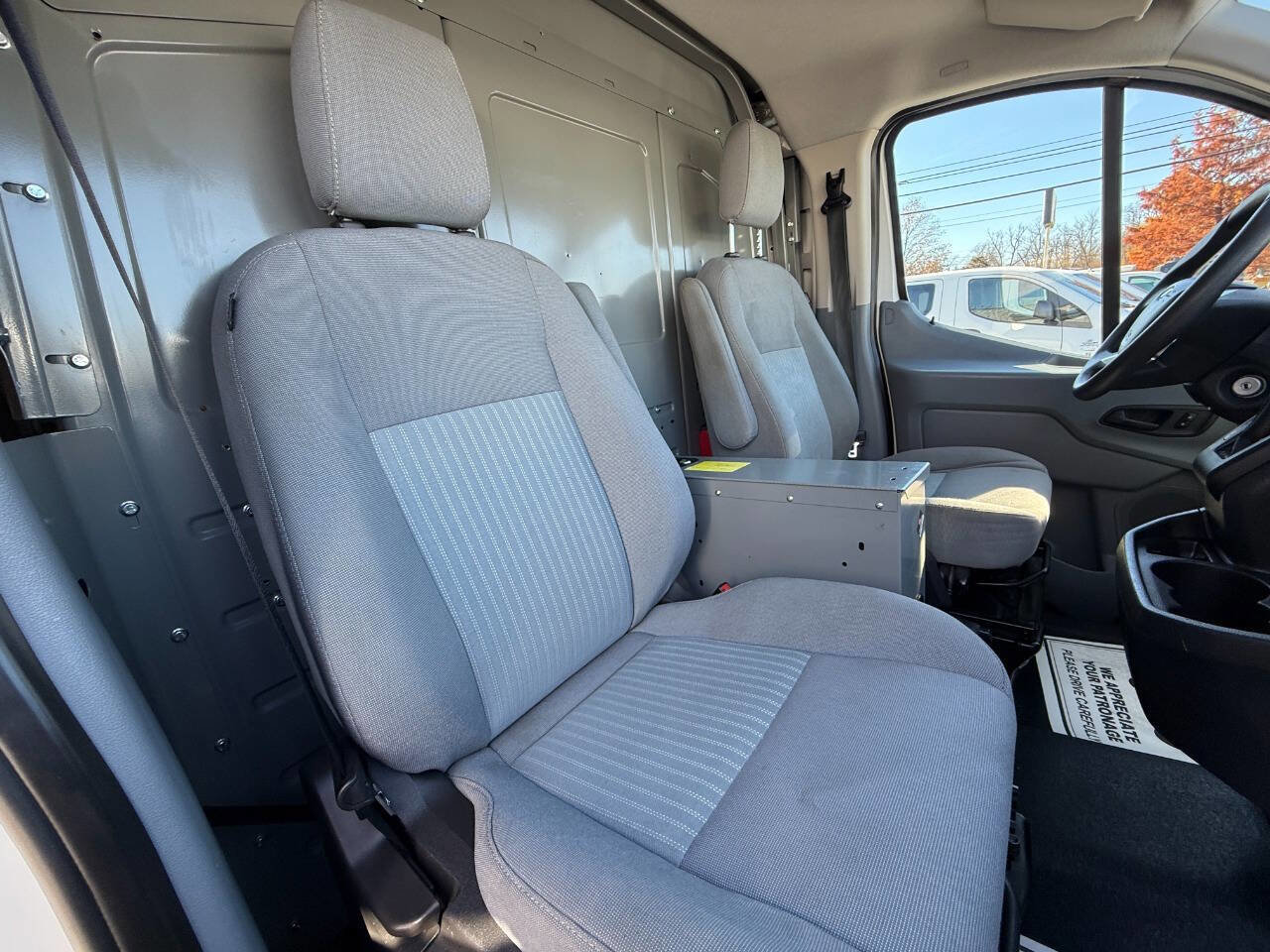 Used 2016 Ford Transit 250 130 Low Roof image 8