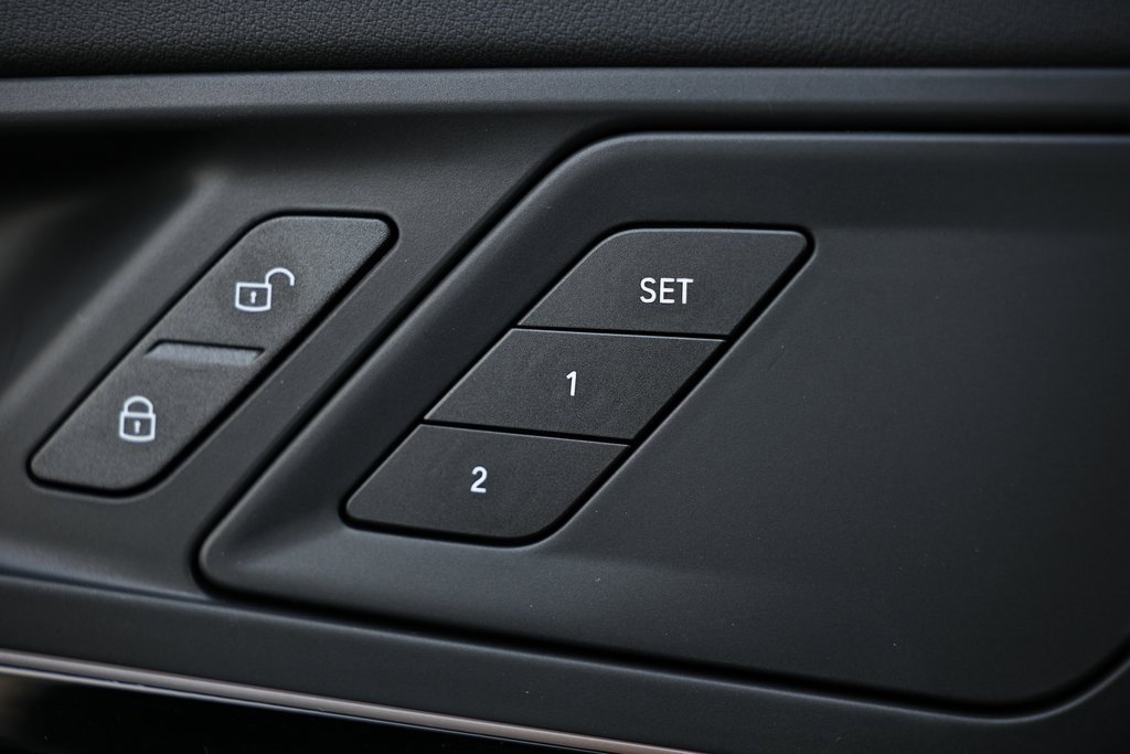 New 2026 BMW X1 xDrive28i w/ Technology Package image 15