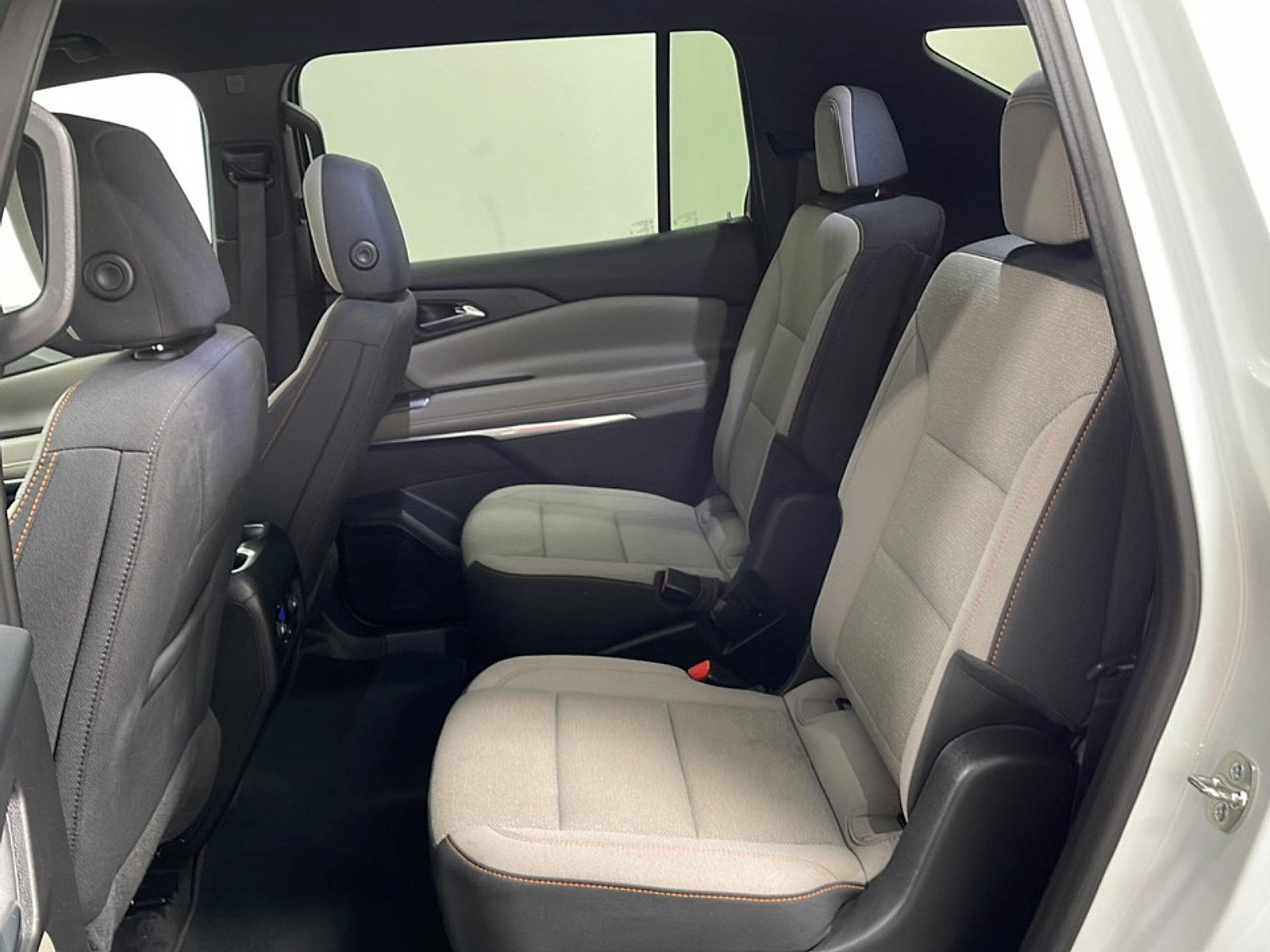 Used 2026 Chevrolet Traverse LT w/ Driver Confidence Package FWD image 16