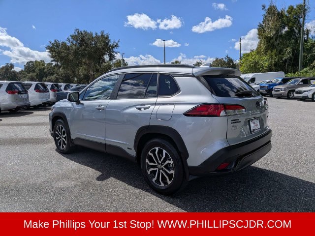 Used 2024 Toyota Corolla Cross AWD Hybrid image 5