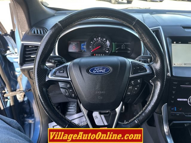 Used 2019 Ford Edge ST w/ Equipment Group 401A AWD/4WD image 32