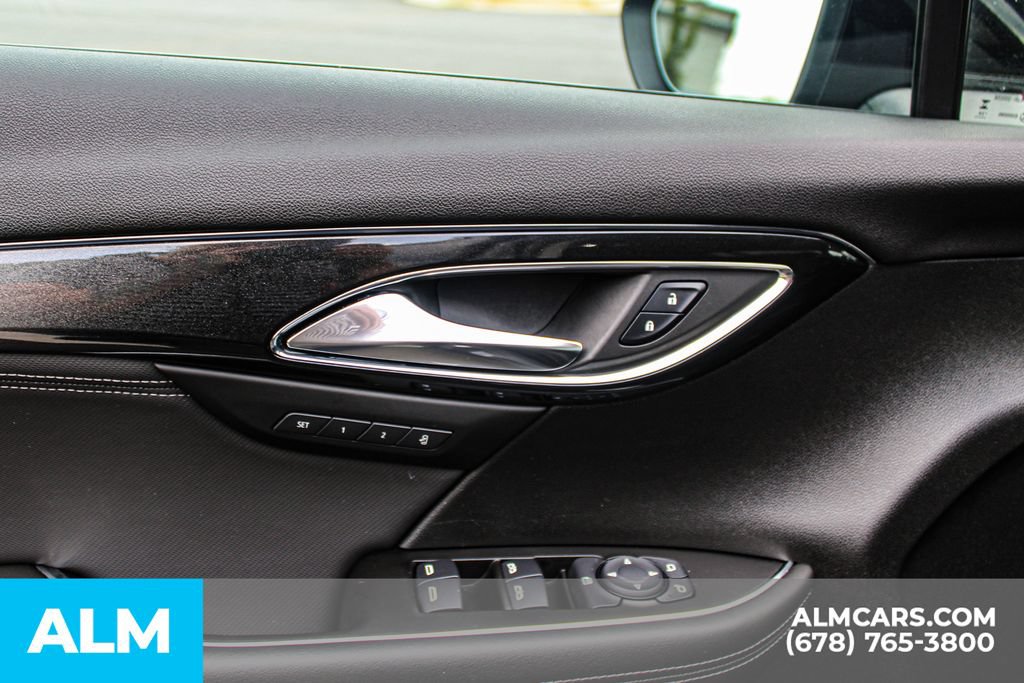 Used 2024 Buick Envision Preferred AWD/4WD image 37