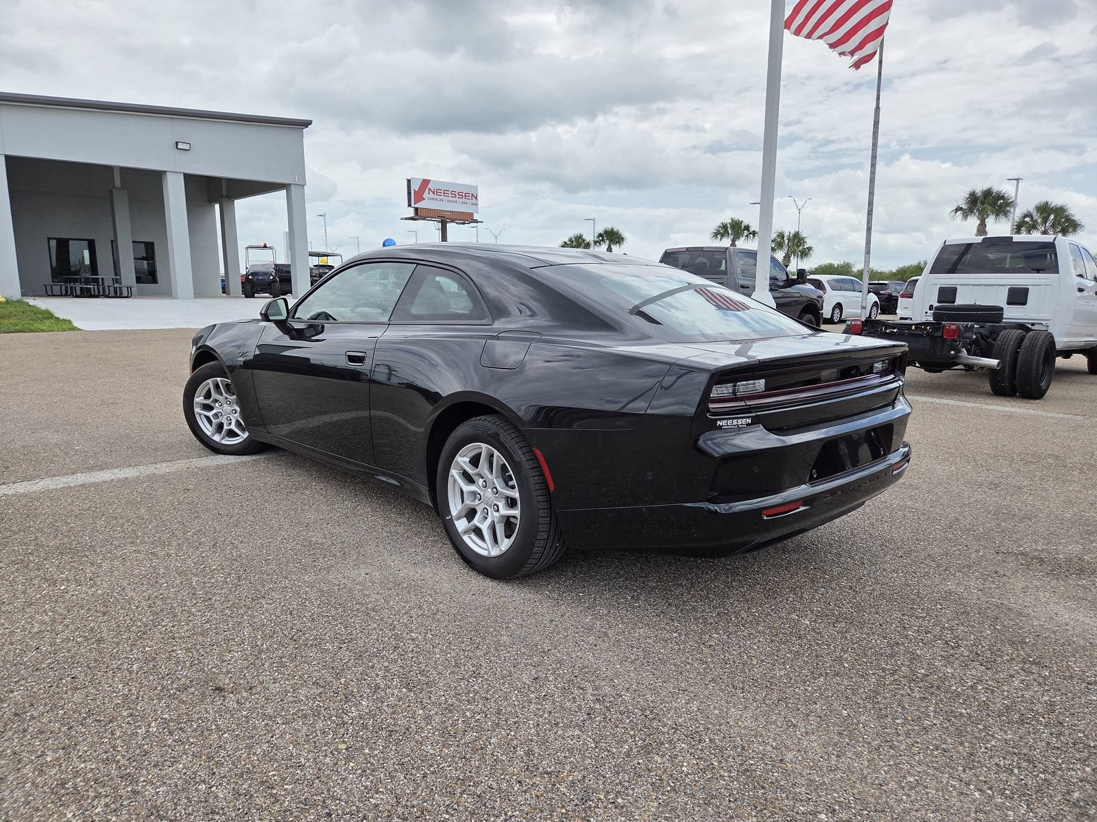 Used 2025 Dodge Charger Daytona R/T w/ Quick Order Package 25M R/T AWD/4WD image 5