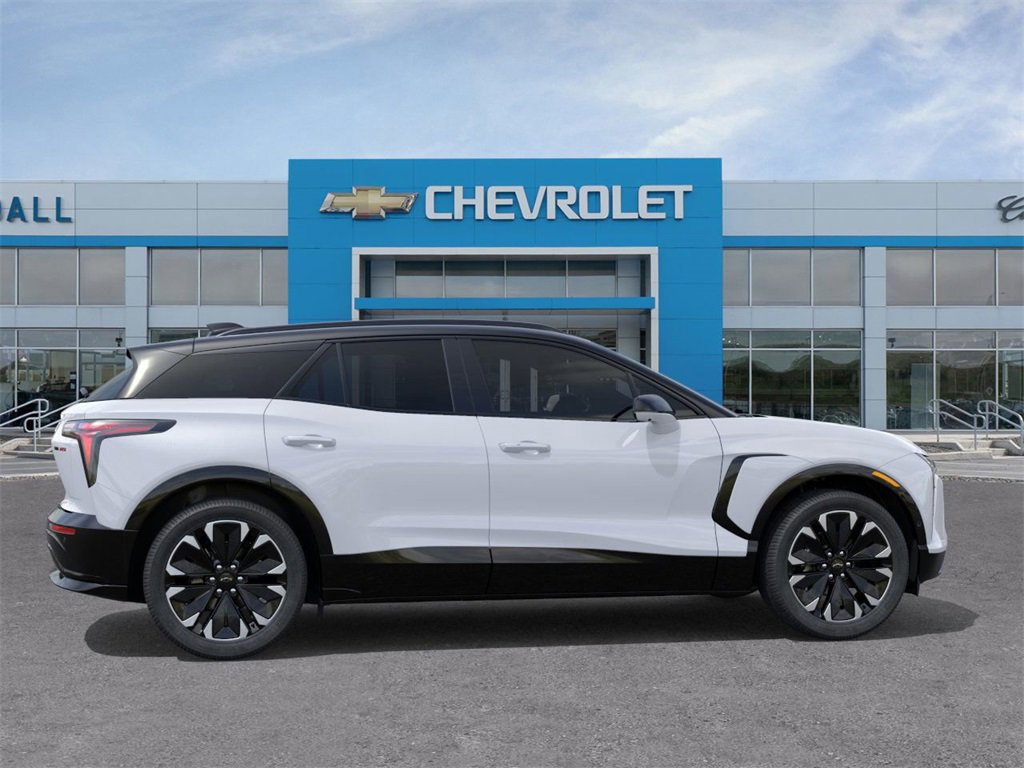New 2026 Chevrolet Blazer EV RS image 5