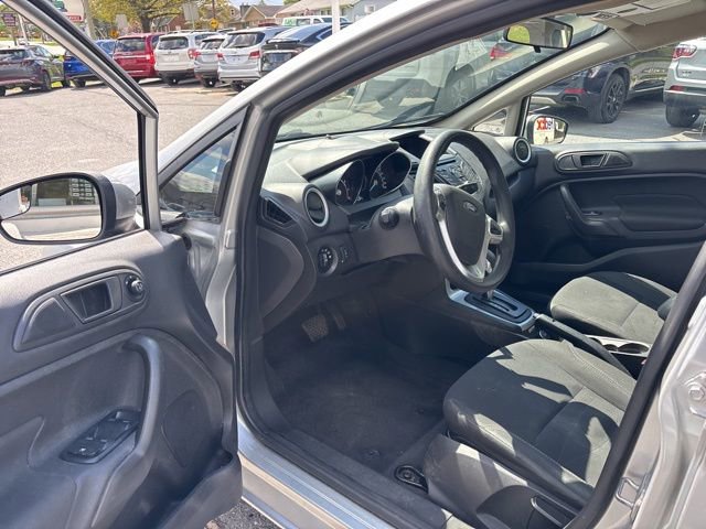 Used 2019 Ford Fiesta SE FWD image 9