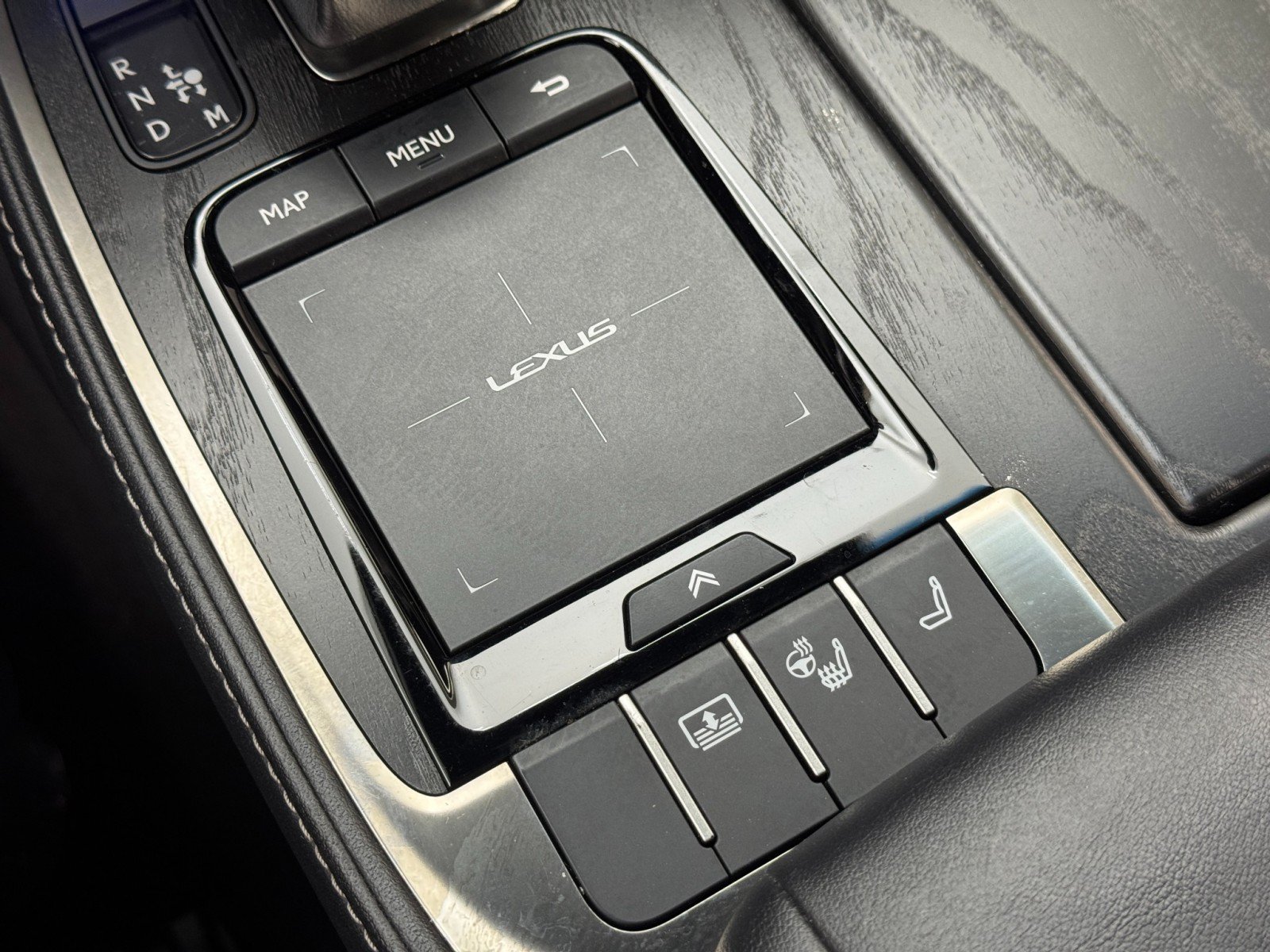 Used 2021 Lexus LS 500 w/ Cold Weather Package (CK) RWD image 34