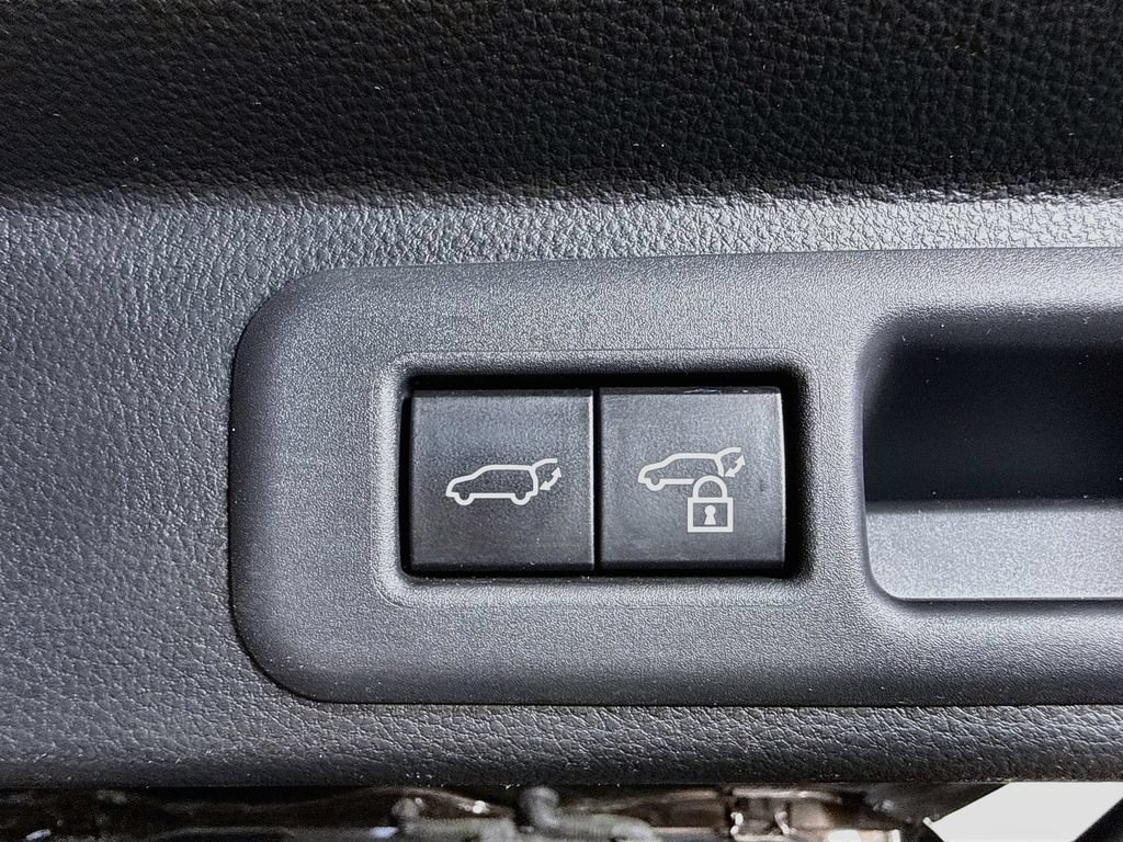 Used 2023 Toyota Sequoia Limited RWD image 34