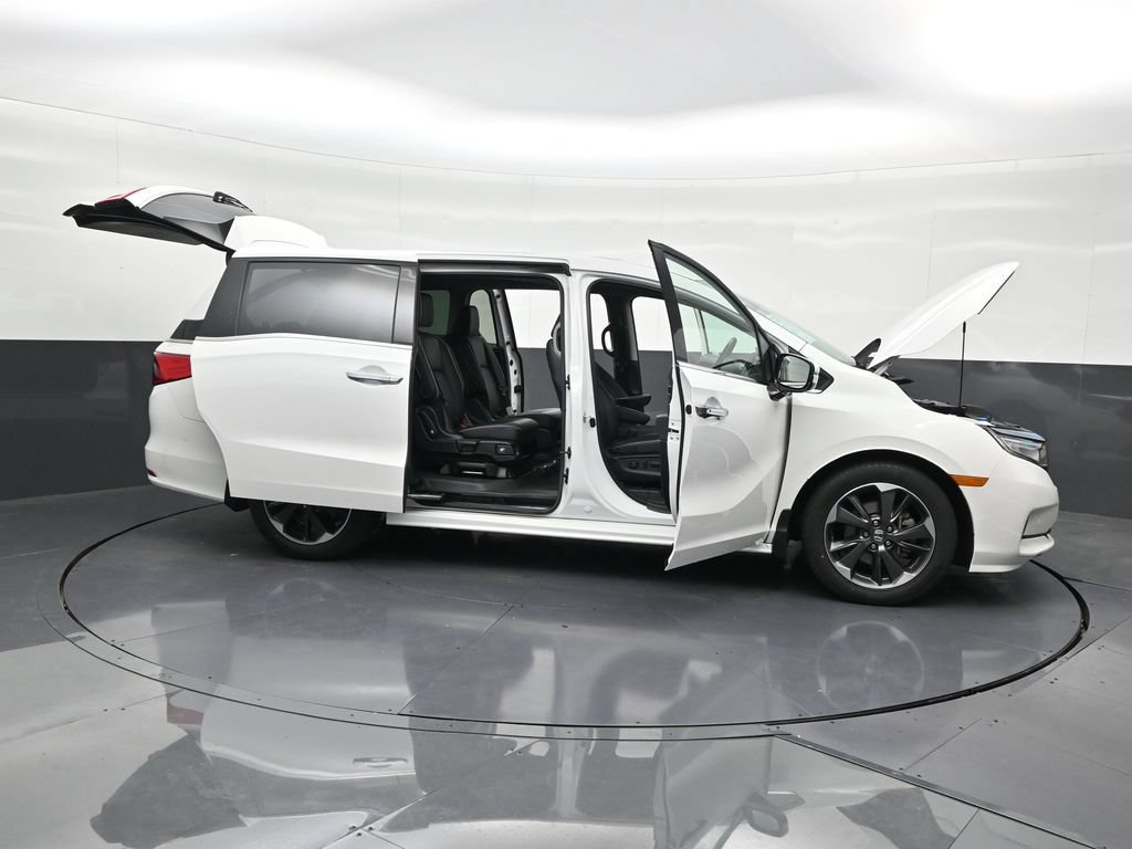 Used 2023 Honda Odyssey Elite image 32
