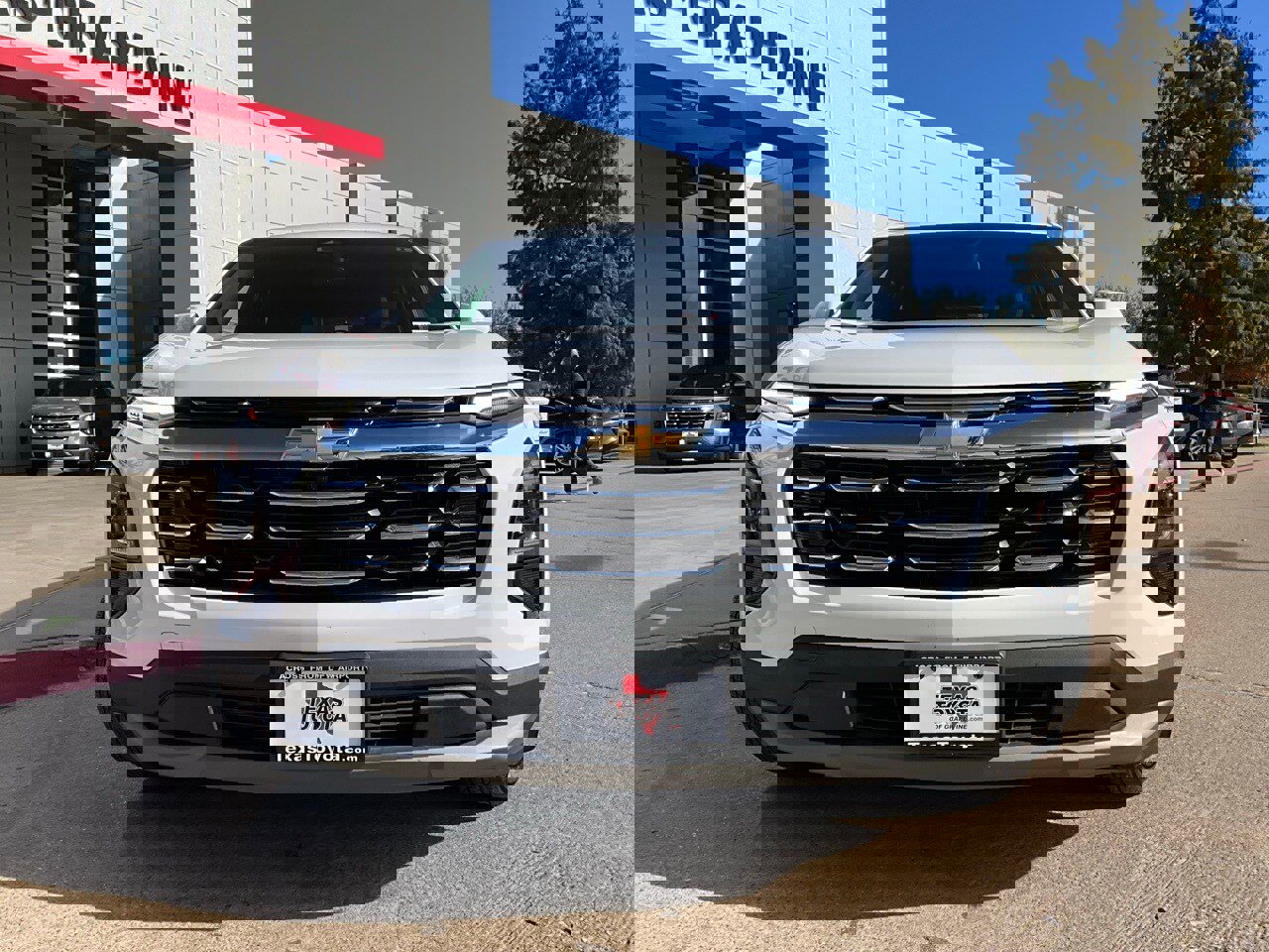 Used 2025 Chevrolet Equinox LT image 4